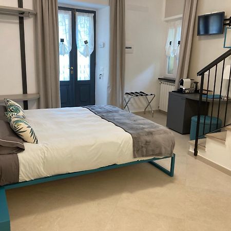 Pae Veciu Camera Privata Con Bagno مونتيروسّو ال ماري المظهر الخارجي الصورة